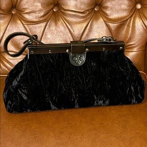Gorgeous Patricia Nash Ferrara Bag